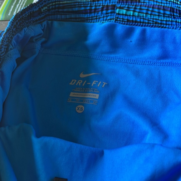 Nike , Dri-Fit , Running Shorts, Size : XS - Picture 3 of 4